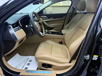 Jaguar XFL