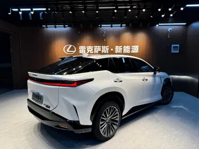 Lexus RZ