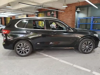 BMW X5 (Import)