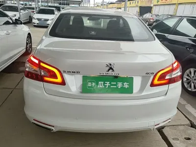 Peugeot 408