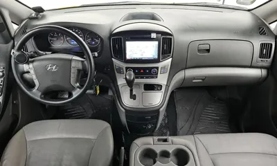 Hyundai Starex