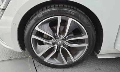 Renault-KoreaSamsung SM6