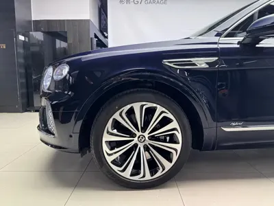 Bentley Bentayga PHEV