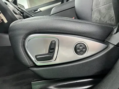 Mercedes-Benz R-Class