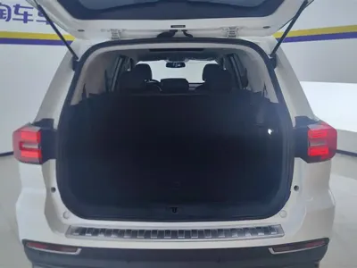 Roewe RX8