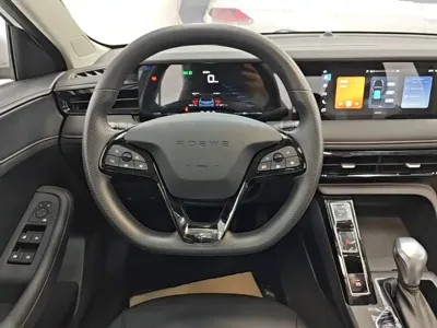 Roewe i5