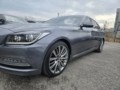 Hyundai Genesis