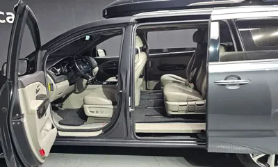 Kia Canival
