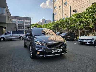 Kia Canival