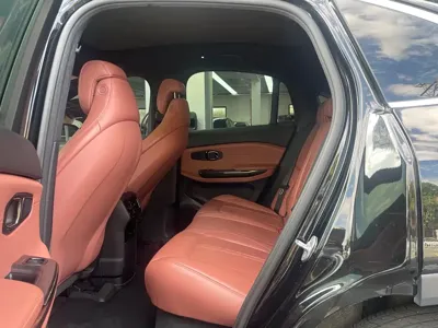 Nio EC6