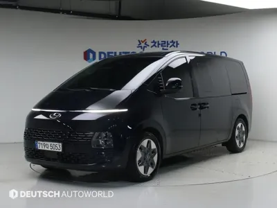 Hyundai Staria