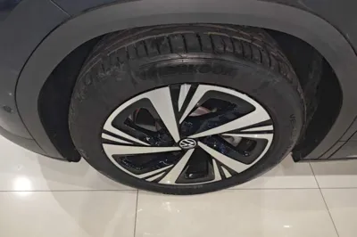 Volkswagen ID.6 Crozz