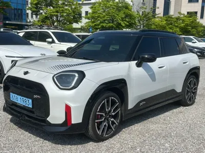MINI Aceman