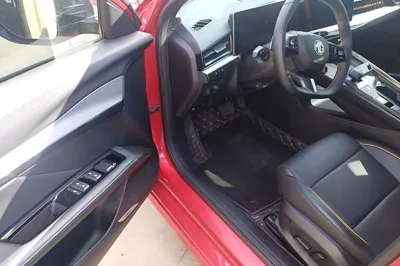 MG 5 Scorpio