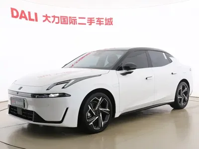 Lynk & Co 07 EM-P