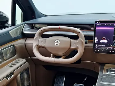 Nio ES9