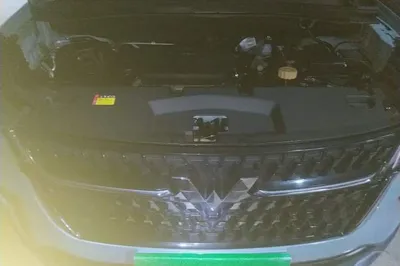 Wuling Asta