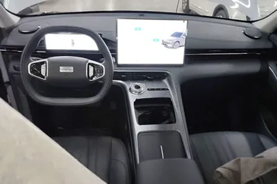 Geely Galaxy E5
