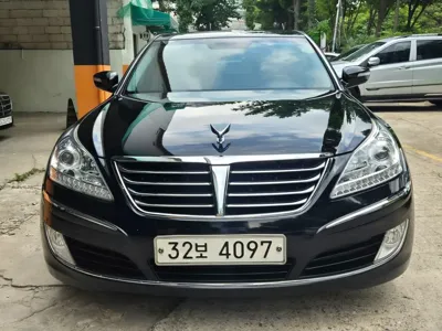 Hyundai Equus