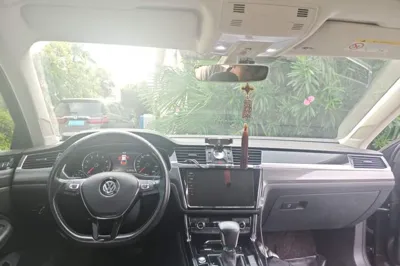 Volkswagen Phideon