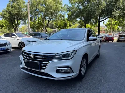 Roewe i5