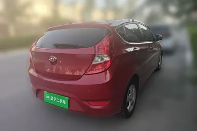 Hyundai Verna Ray