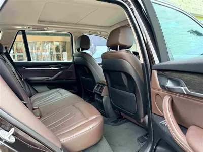BMW X5 (Import)