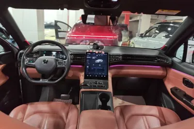 Nio EC6