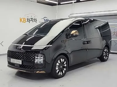 Hyundai Staria