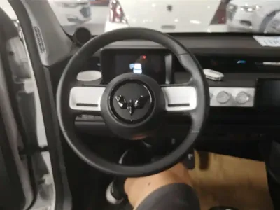Wuling MINIEV