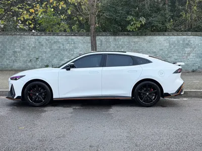 Changan UNI-V