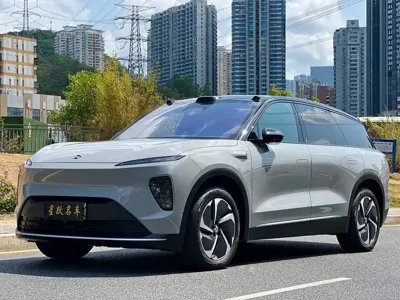 Nio ES8