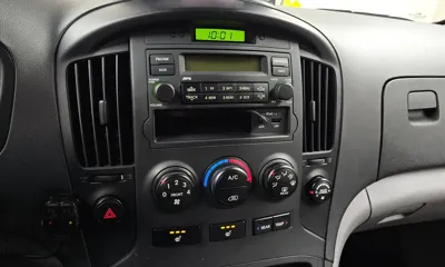 Hyundai Starex