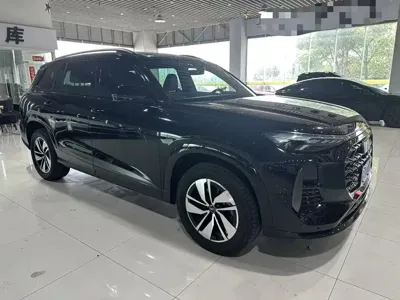 Audi Q6