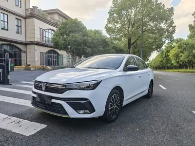 Roewe i5