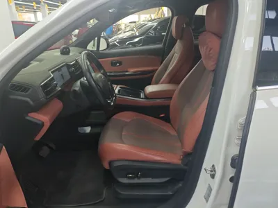 Nio EC6