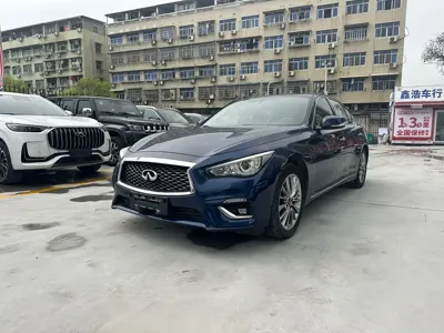 Infiniti Q50L