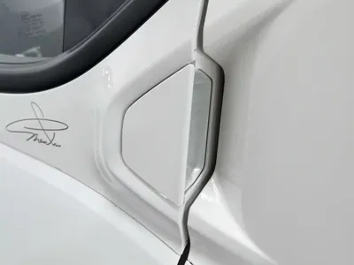Baojun E200