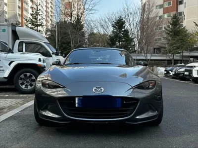 Mazda MX-5 Miata
