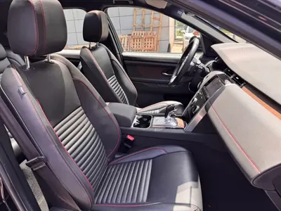 Land Rover Discovery Sport Hybrid