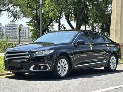 Ford Taurus