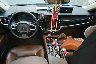 Volvo S90