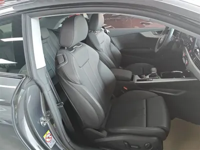 Audi A5 (Import)