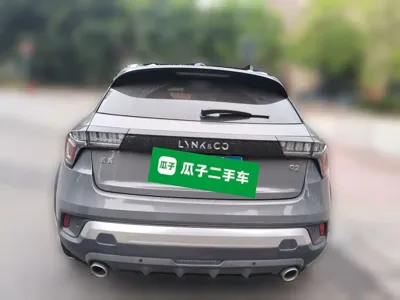 Lynk & Co 02