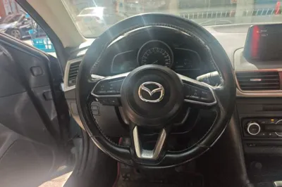 Mazda Mazda 3 Axela