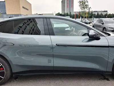 BYD 汉L