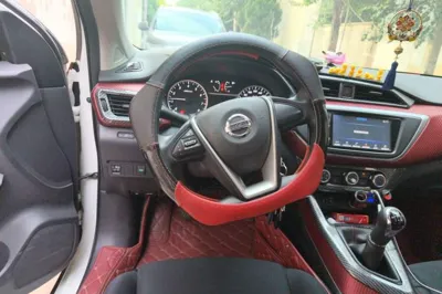 Nissan Lannia