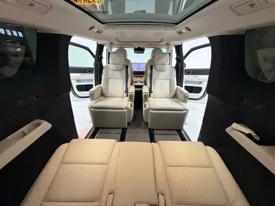 Li Auto Li MEGA