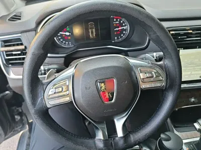 Roewe RX8