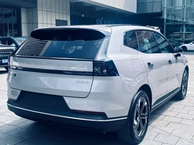 Volvo 沃尔沃XC70插电式混动